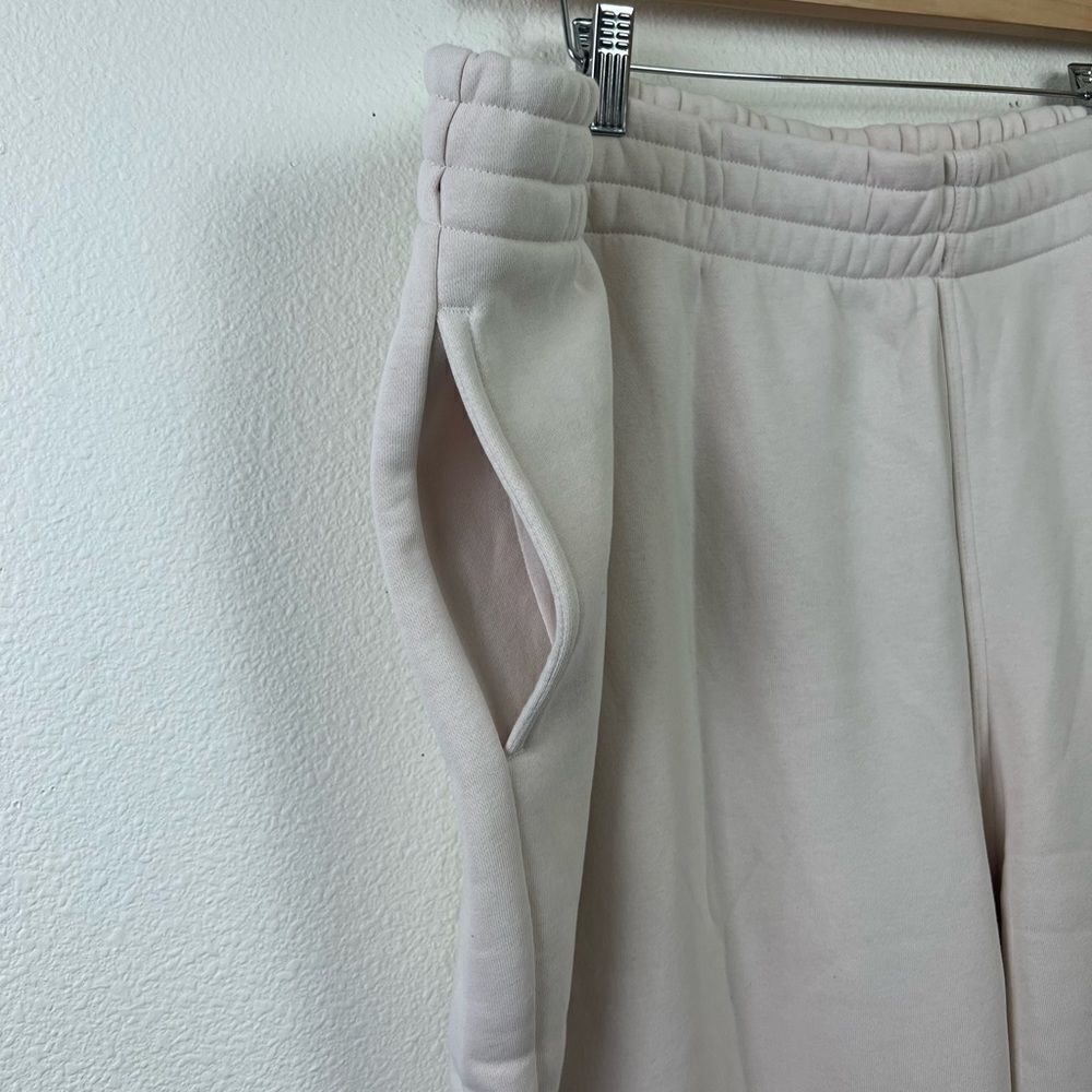 Adidas ESSENTIALS FLEECE JOGGERS (PLUS SIZE) - Picture 4 of 11